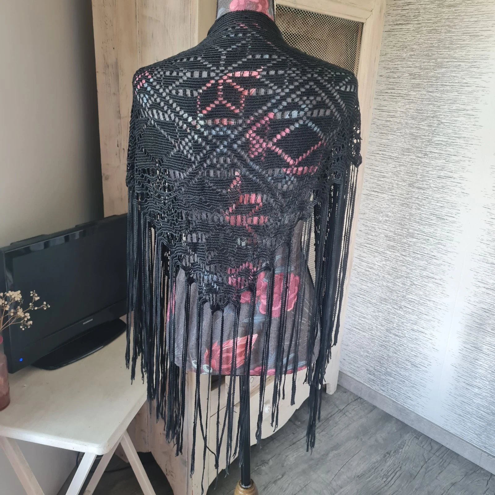 Chale noir – photo 2